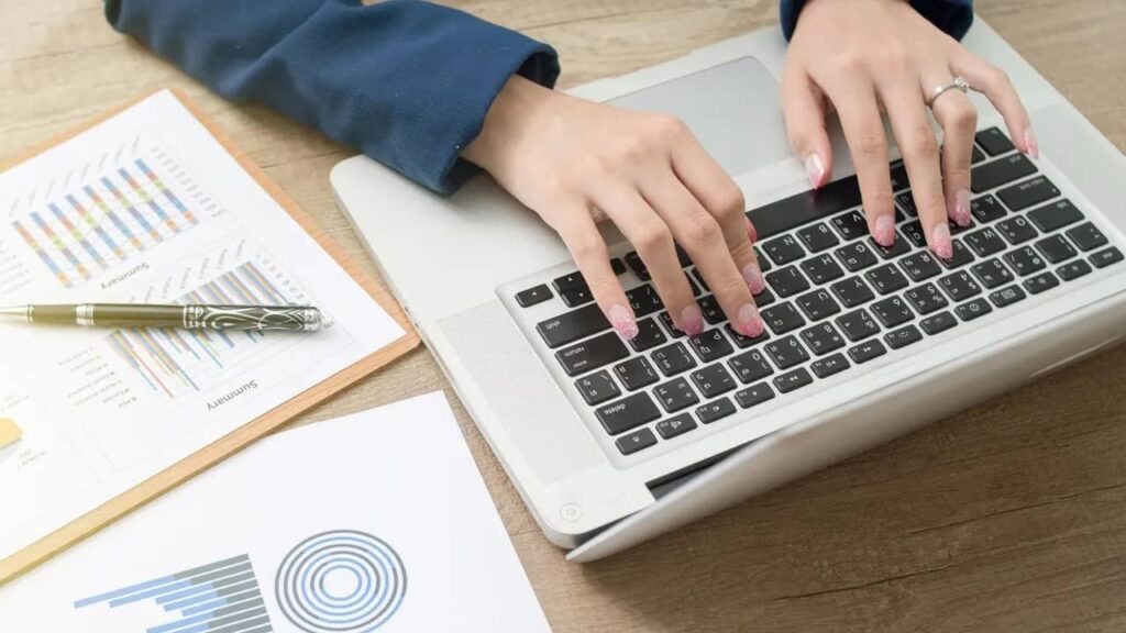 Quels avantages présente la DSN pour les entreprises ?